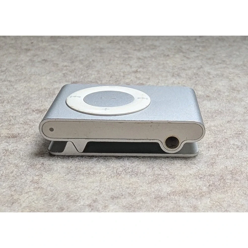 Apple iPod Shuffle 2nd Generation Silver A1204 MP3 Player Untested